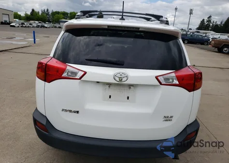 2015 Toyota Rav4 Xle from USA, damaged, VIN 2T3RFREV9FW299457